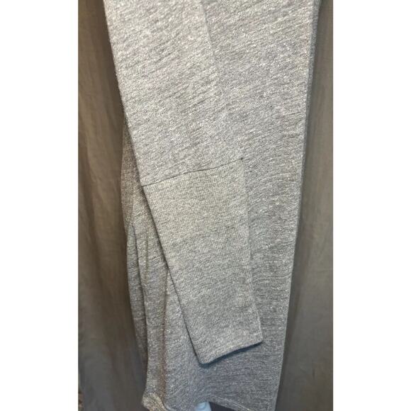 NWT CHASER Nordstrom Y2K Grey Long SLEEVE CREW NECK Super Long Tee Size Small - Picture 7 of 12